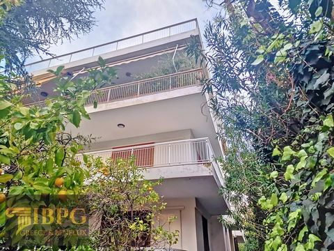 Unique two-level residence in the central square of Kefalario in Kifissia. This renovated 95m² ground floor apartment offers 2 bedrooms, 2 bathrooms and a comfortable kitchen, creating a welcoming atmosphere with natural light. With convenient storag...