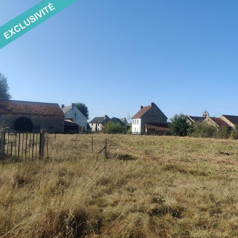 20 minutes from the charming town of Montluçon, come and discover this building plot located in the heart of Terjat, a village located in the south of the Bourbonnais and nestled in the heart of the green hills of Combrailles. This plot is fully fenc...