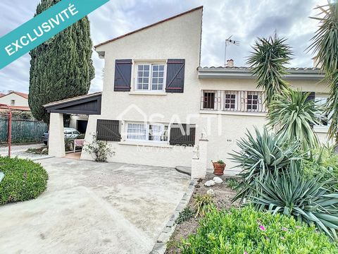 For sale in PIA, this charming four-sided villa of 140m² of living space on a plot of 633m², with an independent F2 apartment. As soon as you enter, you will be seduced by its vast living room of 40m² with fireplace bathed in natural light, its close...