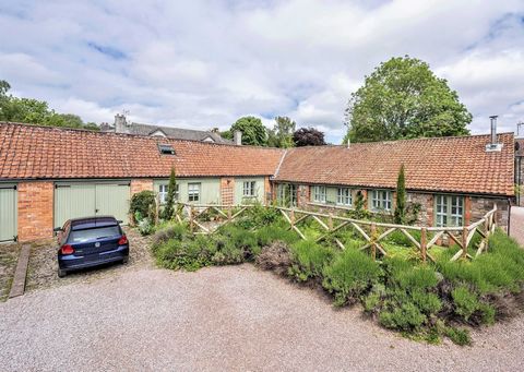 This superbly presented converted barn sits in a semi-rural setting, in an 'Area of Outstanding Natural Beauty', on the outskirts of the popular village of St Arvans, within a small exclusive development of similar properties. Reached via a private r...