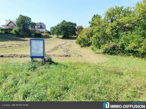 Mandate No. FRP160142: buildable area of 6.43 acres. - Additional equipment: - heating: none - More information is available upon request...
