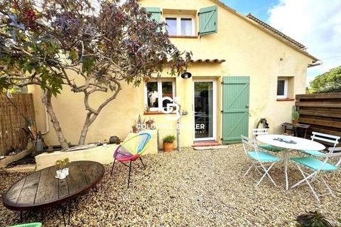 Authentic hamlet house set in the countryside of Le Pradet, just a few minutes from the Garonne beach. The 122m² main house offers all the charm of 18th-century homes, with its cement tiles, charming staircase, vaulted ceilings and thick walls. Beaut...