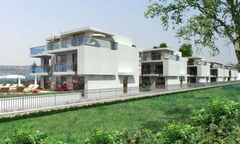 SUPRIMMO agency: ... We present for sale a two-bedroom apartment, new construction in a luxury family residence, located on the first line from the beach, in Lahana area near Burgas. The property has a total area of 93.09 sq.m, located on the first f...