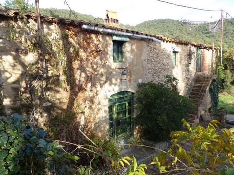 SALE, from 399.000 € reduced to 345.000 €, listed farmhouse built in 1700 partially renovated, habitable with very easy access within the natural park of Montseny (IMPORTANT, the Diputació offers every year non-refundable subsidies for the works and ...