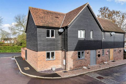 A three bedroom semi detached family home built in 2016, set in the heart of Widford, Ware.  The property is approximately 1173sq.ft of accommodation and finished to a very high standard throughout. A beautiful modern open planned kitchen and living ...