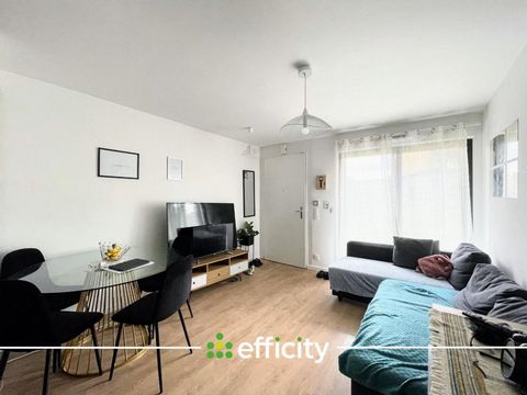 77600 - BUSSY SAINT GEORGES - EXCLUSIVITY T3 APARTMENT WITH GARDEN AND TERRACE CLOSE TO SCHOOLS AND TRANSPORT QUIET AND BRIGHT Efficity, the agency that evaluates your property online, Frédéric Chou offers you this superb 3-room apartment located in ...