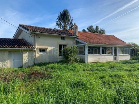 Situated in a small hamlet just 5 mins drive to the thriving market town of Melle, this south facing property to modernise offers 85m2 of ground floor living space and benefits from PVC double glazing, electric roller shutters and heated via a heat p...