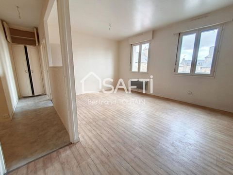 Downtown AVRANCHES, located on the main street, in a building subject to the co-ownership regime comprising 10 residential lots: an apartment to renovate, crossing type F3 with a surface area of ??75.52 m² located on the 1st floor and served by an el...