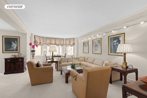 Elegance on Fifth Avenue: Generously sized 1 bedroom, 1.5 bathroom, 1,039 square feet in top, white glove cooperative built in 1948 on 69th & Fifth. Renovated, excellent Condition. A gracious foyer invites you into an elegant space with a seamless fl...