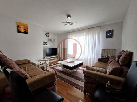 The JULIEN IMMO agency offers you a T4 apartment of 67 m2 located in the town of Mulhouse, this bright 4-room apartment is ideally located for people looking for a quiet place to live or looking for a security rental investment. The apartment consist...