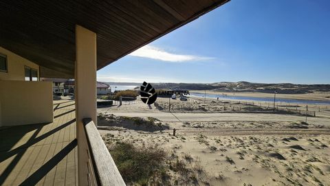 ALLEINMAKLER: In der Stadt Vieux-Boucau-Les-Bains, nur wenige Kilometer von den Städten Hossegor und Capbreton entfernt, bieten wir Ihnen den Kauf dieser Villa mit 4 Schlafzimmern und einer großen sonnigen Terrasse an. Die Villa ist insgesamt 235 m2 ...