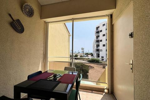 This charming Type 2 Mezzanine apartment accommodates 4 to 6 people and boasts stunning sea views. It features a cozy living room with a sofa bed, one bedroom with two 90cm beds, and a mezzanine with a 140cm bed. Guests can enjoy modern amenities lik...