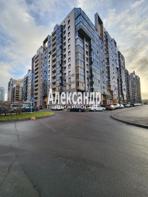 1701483 * Продаётся 1 к.кв, по адресу: г. Санкт-Петербург, ул. Адмирала Трибуца д. 10., Красносельский район, * ст.м. Ветеранов- 11 минут , ст.м. Автово- 12 минут. * Рядом с домом остановка общественного транспорта, ТЦ 