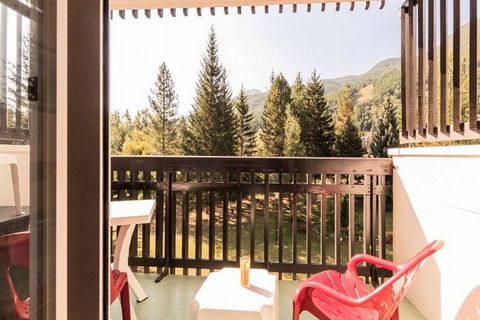 This cozy studio apartment is ideal for a small group or family, offering a comfortable sleeping arrangement with a 140 cm bed in the mountain corner and a 120 cm sofa bed in the living room. Non-smoking, pet-free, and designed for functionality, it ...