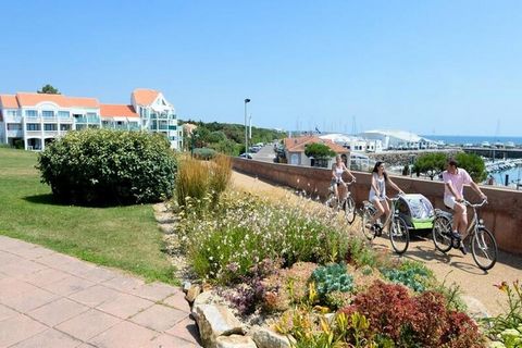 Profitez de notre sélection de maisons de vacances à Port-Bourgenay pour votre séjour en famille sur la côte vendéenne. Au coeur de la résidence de Port-Bourgenay, nos maisons de particuliers avec terrasse se caractérisent par des couleurs pastels et...