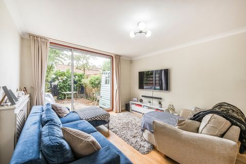 Rarely available TWO BEDROOM HOUSE for rent ideally located on this sought after Private Cul De Sac being well placed for the excellent amenities of central Putney, with Putney Mainline Station approx. 7- 8 minute walk. The property briefly comprises...