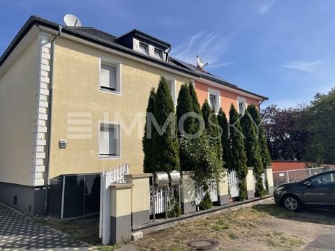 For sale are two spacious semi-detached houses with a total of four residential units and a granny flat on a spacious property. The property offers an excellent investment opportunity with a solid rental income and potential for further use or owner-...