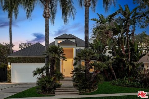 Welcome to this recently remodeled and thoughtfully designed home on a tree-lined street in the heart of Sherman Oaks. Spanning 5BD/5BA, this property is situated on a spacious 9,232 sqft lot and offers custom finishes and a detached Accessory Dwelli...