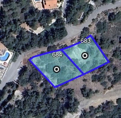 Plot in a nice quiet neighborhood on the way to Troodos. Residential Construction dencity 25% Coverage 15%