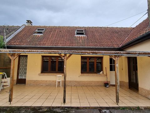 Chepy : maison 95m2, 3Chb, cour, terrasse.