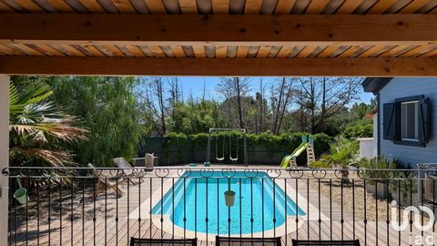 iad France - Alex Bourgeois ... vous propose : CO-EXCLUSIVITÉ JUSTINE LUCAS 3G IMMO - VILLENEUVE-LÈS-BÉZIERS - MAISON PLAIN-PIED 120M ² + DÉPENDANCE PLAIN-PIED 80M ² - PISCINE - TERRASSES - GARAGE - CARPORT - PARKING A Villeneuve les Béziers, en bord...