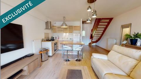 Magnifique duplex dans petite copropriété, DPE C, 2 chambres, grande terrasse, garage. Centre ville