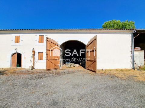 Longère charentaise, 500 m² dépendances, 7000m² de terrain
