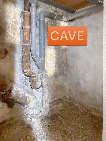 Cave 2 m² /5 m3 en volume de stockage à Belleville