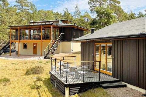 Welcome to one of Skåne's finest summer spots - Åhus! A comfortable cottage nestled in greenery just 600m from the beach. The beach weeks are also a real experience during the summer. Here you have wonderful surroundings, fine restaurants, lots of ac...