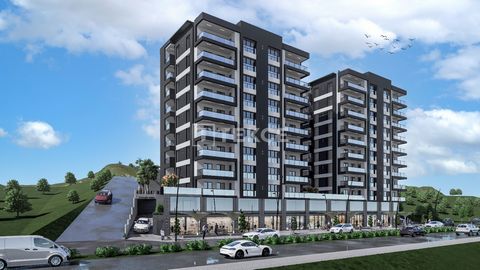 Mieszkania na sprzedaż w Araklı Konakönü z możliwością zakupu na raty Araklı, cenna dzielnica Trabzon, otwiera drzwi do zupełnie nowego życia. Projekt ma na celu zbudowanie zrównoważonej przestrzeni życiowej, która będzie kompatybilna z otoczeniem, z...
