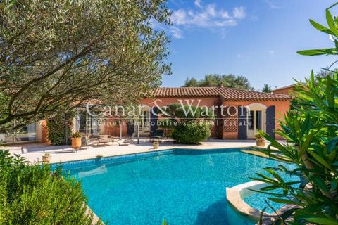EXCLUSIVE! 5 minutes from a typical Provençal village, beautiful countryside, surrounded by vineyards, charming single-storey villa, recent, set in 1900 m2 of beautifully wooded and landscaped grounds with a 13X5 swimming pool, villa of 200 m2, it co...