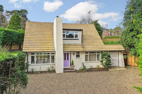 Don't miss out on the chance to own this detached four-bedroom house in a prime location within the prestigious South Ascot. Tucked away on a premier gated private road, this property offers tranquillity while being conveniently within walking distan...