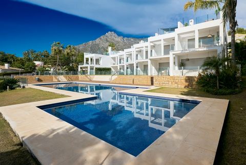 Located in Sierra Blanca. Luxury living awaits you in Sierra Blanca! Embrace elegance and comfort with our stunning 3 bedroom townhouse in gated community Las Vistas Marinas, equipped and furnished to the highest standard to provide for the maximum c...