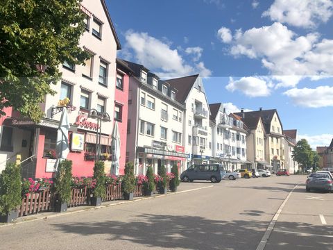 Temporary living in Stuttgart Wangen - welcome Here we offer you a completely refurbished and furnished 3-room apartment. The apartment has two bedrooms with 2 single beds each, which can be pushed together to form a double bed. Plus a single room wi...
