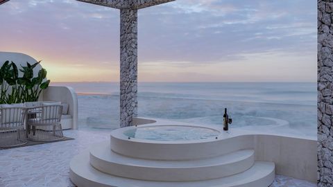 Die ersten und einzigen Luxusresidenzen dieser Art auf Bali. Auf den weißen Klippen von Uluwata gelegen, mit unglaublichem Meerblick und Lifestyle-Annehmlichkeiten vor Ort, bringt dieses größte der 3-Schlafzimmer-Penthouses neue Höhen in das Wohnen m...
