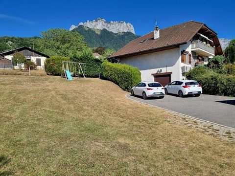 MENTHON SAINT BERNARD - VILLAGE CENTRE - RARE - Exceptional location for this house in the heart of the village, at the end of a cul-de-sac, not overlooked, with a view of the lake and the castle and less than 100 meters from the shops! Located on a ...