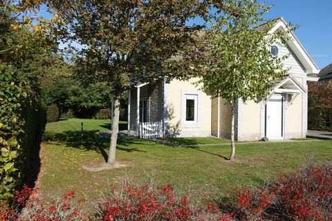 This spacious holiday home is located in Zeeland. You live on 140m² with 5 bedrooms, sauna, large living room, 3 bathrooms and 1 kitchen. The large garden is completely fenced in. This holiday home has a prime location to the beach. There are only a ...
