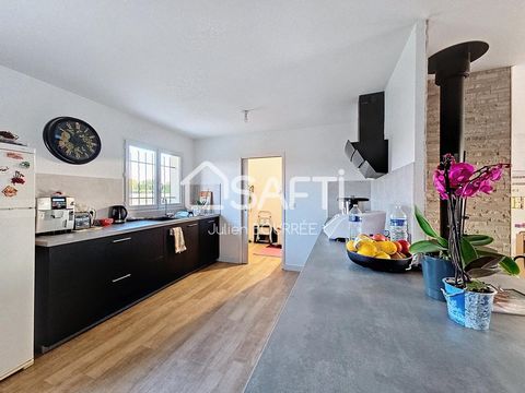 Your SAFTI real estate advisor, Julien BOURRÉE, presents this pretty house. Located in Créon, this house of approximately 104 m² offers an ideal location to enjoy all the advantages of this charming town. Close to amenities and points of interest, it...