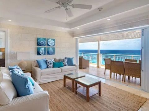 Unit 5363 - 6e verdieping Ocean View Unit te koop Dit prachtige penthouse met één slaapkamer combineert naadloos het binnen-buitenleven met een eigen dak dek retraite compleet met privé zwembad, beschut buiten dineren en adembenemende Atlantische Oce...