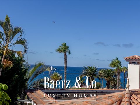 We offer in one of the best locations on the island and next to Playa del Duque, the best beach in the south, a luxury villa in the complex Parque la Duquesa. A privileged area close to first class restaurants and luxury shopping centres. On the main...
