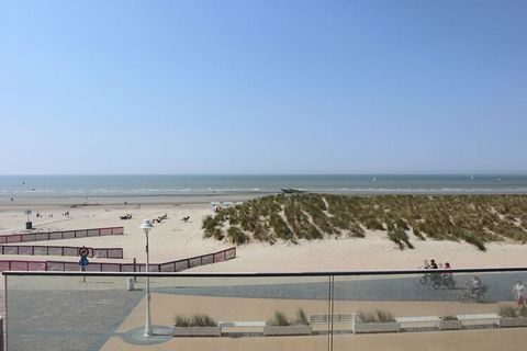 1 bedroom apartment located on the sea wall. Small pets allowed Nestled in the serene coastal town of Nieuwpoort, this exquisite apartment offers the perfect blend of comfort, convenience, and breathtaking vistas. Located just a stone's throw away fr...