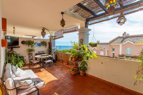 Ideal as an investment! We present a spectacular apartment, located in the exclusive MEADOWS urbanization very close to the beach!! The apartment has 2 bedrooms and 2 bathrooms and also has a spacious and bright living room and separate kitchen. This...
