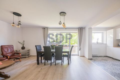 Offer only at the SDP Real Estate office. OFFER SUPERVISOR: Katarzyna Kuśmierz LOCATION: For sale a house with a total area of about 214.00 m2 (approx. 195.5 m2 of usable area), charmingly located in Sobótka at the foot of the Ślęża mountain, which b...