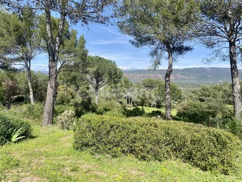 Ref 3992TP - LA MOTTE - Nestled in a vast green setting between Provence and the Côte d'Azur, the Domaine de Saint Endréol invites you to a relaxing break between moments of relaxation and nature activities. The 18-hole golf course, the spa and the r...