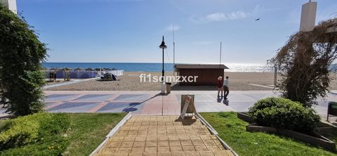 Beachfront apartment in a great location! Located in a prime location in La Carihuela, Torremolinos, frontline Beach, completely renovated and very attractively furnished apartment on the ground floor with 2 bedrooms and 2 bathrooms. Your own exit di...