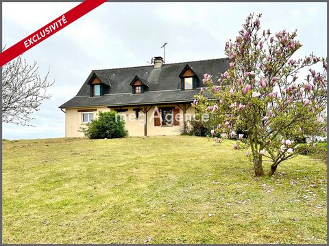 Megagence Bertrand THOMAS offers you in the town of Argouges less than 5 minutes from the A84, house with basement of approximately 151m² of living space on wooded land of 5460m² offering beautiful volumes, including on the 1st floor: entrance, livin...