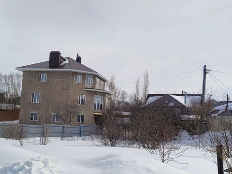 Located in Чесноковка.