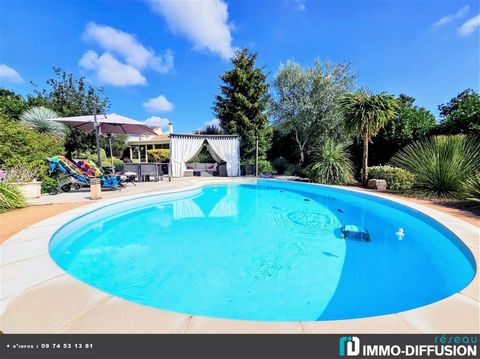 Mandate N°FRP154691 : House approximately 174 m2 including 4 room(s) - 2 bed-rooms - Garden : 4290 m2, Sight : Site paysagé. Built in 2000 - Equipement annex : Garden, Terrace, Forage, parking, digicode, double vitrage, piscine, cellier, Fireplace, v...