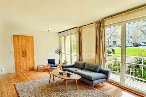 Dpt Finistère (29), à vendre QUIMPER appartement T2 de 49 m² habitable - Balcon - Cave