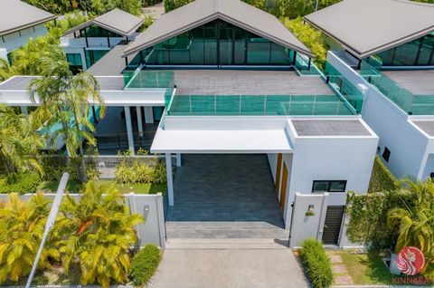 Introducing our stunning villa 4 bed, 5 bath + extra (separate) maid room Fully furnished 2 car parking Wheelchair accessible to house building and all rooms, salt pool system and 24 hours security estate.This exceptional residence boasts a distincti...